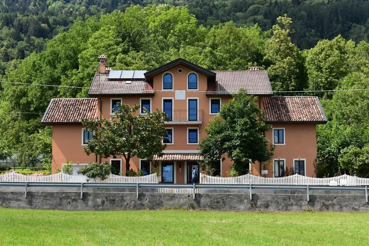 Hotel Dolomitiloungebelluno Mountain Resources 0*, Belluno Itálie