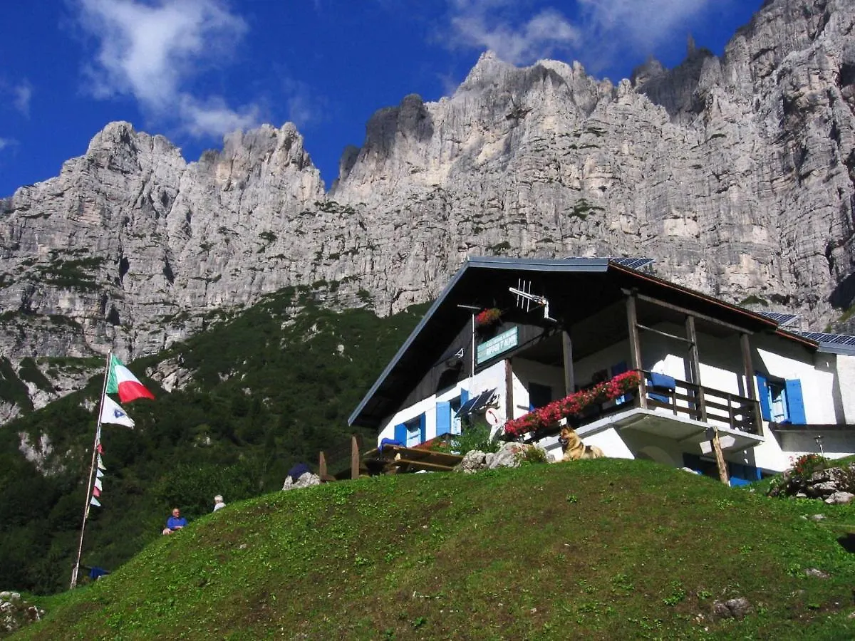 Dolomitiloungebelluno Mountain Resources Hotel 0*, Belluno